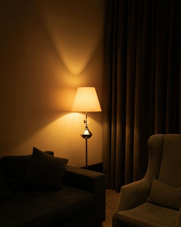 How to Create a Cosy and Inviting Living Room Atmosphere