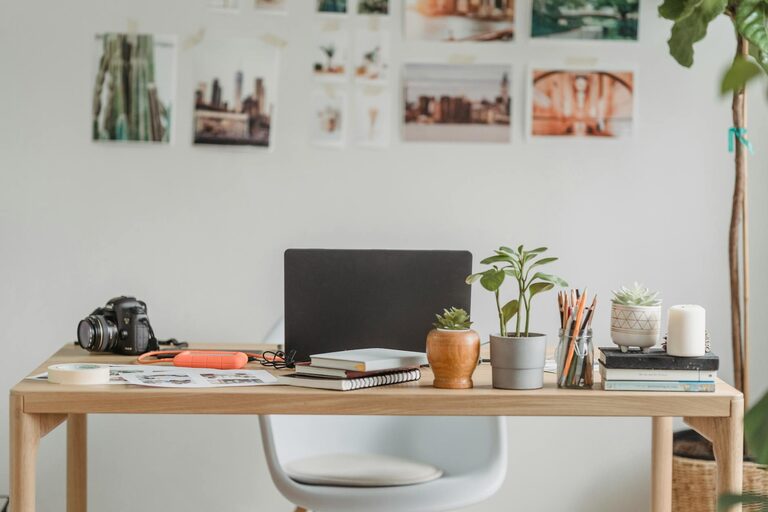 Simple Tips to Create a Relaxing and Productive Home Workspace